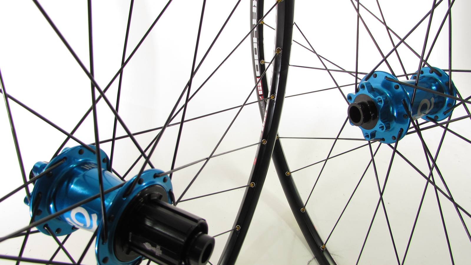 Custom Industry Nine (i9) Hub Wheels | Hand Built to Order