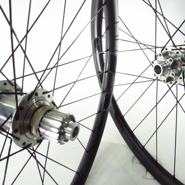 NOX Composites custom wheel built by ProWheelBuilder