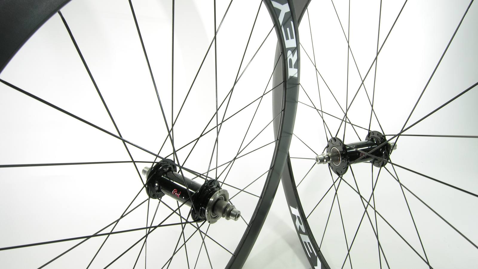 Custom Philwood Hub Wheels | Hand Built to Order