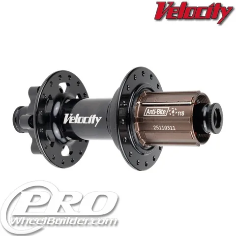 Velocity Race rear disc hub in black